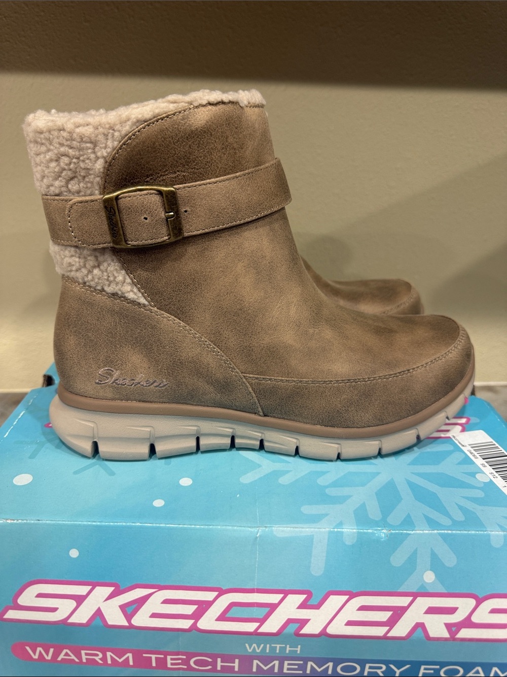 Skechers Women's Tan Ankle Boots with Faux Fur Trim - Picture 2 of 4